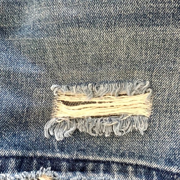 Guilded Intent Buckle High Rise Short Size 26 Distressed Blue Skinny Denim - Picture 5 of 14